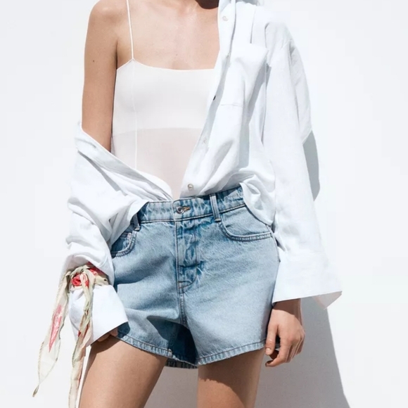 Zara Pants - Zara High Rise Light Wash Denim Women's Shorts Size 0 NWT